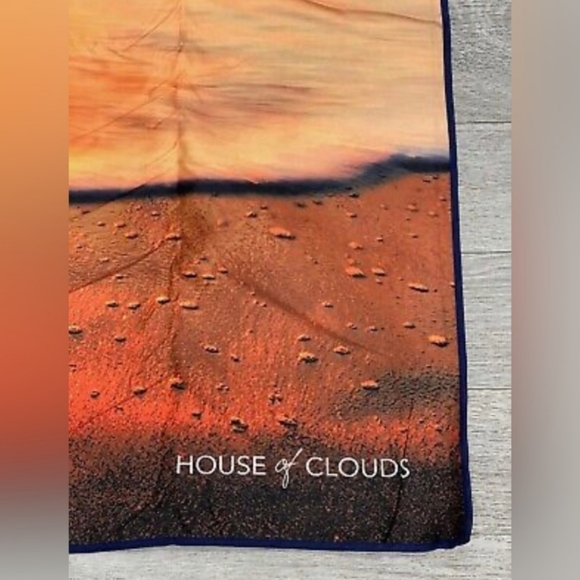 House of Cloud Microfiber Beach Towel Quick Dry Sand Free Compact Sunset - Picture 2 of 6